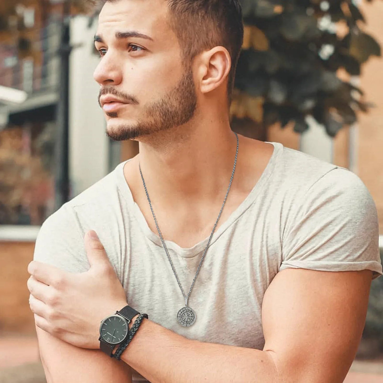 Mayfair Sovereign Pendant – Old-Money Coin Necklace