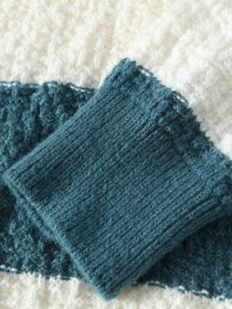 Modern Knit Sweater - Fayymont Co